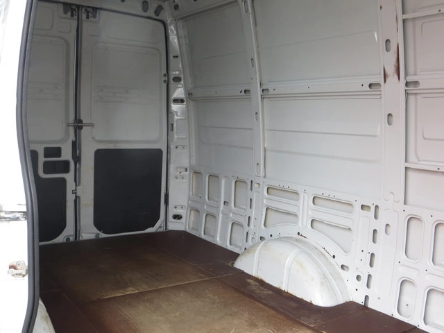 Iveco Daily 35S13-12 КУБ. М. ОБЕМ НА ТОВАРНОТО ПОМЕЩЕНИЕ - автомобили, коли, обяви за нови и употребявани 12