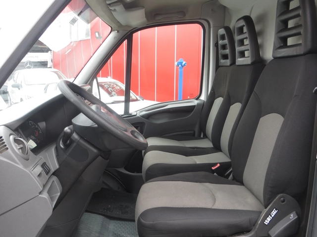 Iveco Daily 35S13-12 КУБ. М. ОБЕМ НА ТОВАРНОТО ПОМЕЩЕНИЕ - автомобили, коли, обяви за нови и употребявани 6
