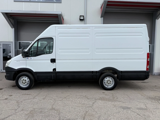 Iveco Daily 2.3 - автомобили, коли, обяви за нови и употребявани 1