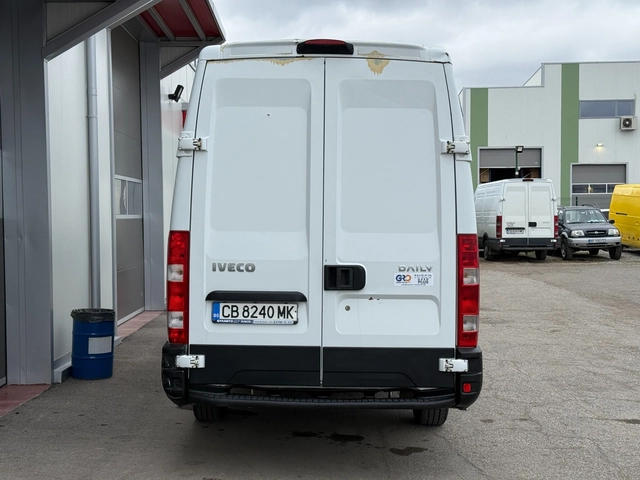 Iveco Daily 2.3 - автомобили, коли, обяви за нови и употребявани 3