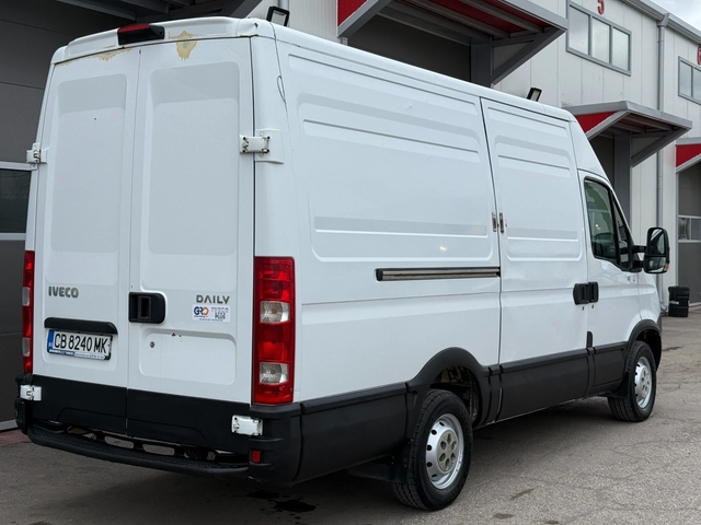 Iveco Daily 2.3 - автомобили, коли, обяви за нови и употребявани 4