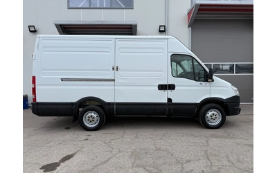 Iveco Daily 2.3 - автомобили, коли, обяви за нови и употребявани 7