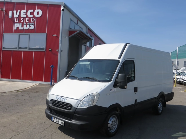 Iveco Daily 35S13-12 КУБ. М. ОБЕМ НА ТОВАРНОТО ПОМЕЩЕНИЕ - автомобили, коли, обяви за нови и употребявани 0