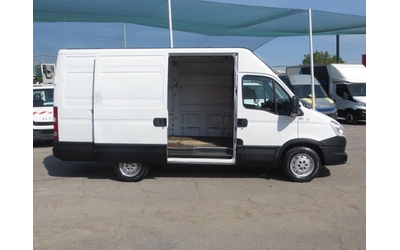 Iveco Daily 35S13-12 КУБ. М. ОБЕМ НА ТОВАРНОТО ПОМЕЩЕНИЕ - автомобили, коли, обяви за нови и употребявани 11
