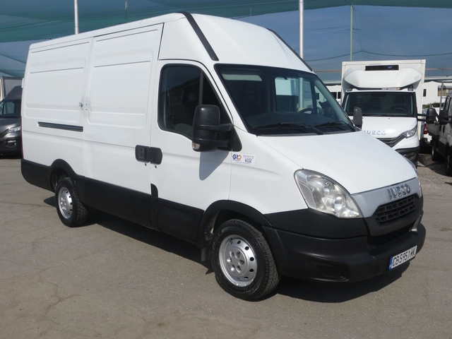 Iveco Daily 35S13-12 КУБ. М. ОБЕМ НА ТОВАРНОТО ПОМЕЩЕНИЕ - автомобили, коли, обяви за нови и употребявани 5