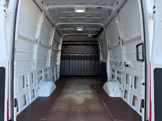 Iveco Daily 35S13-12 КУБ. - автомобили, коли, обяви за нови и употребявани 8