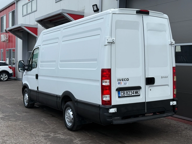 Iveco Daily 2.3 - автомобили, коли, обяви за нови и употребявани 2