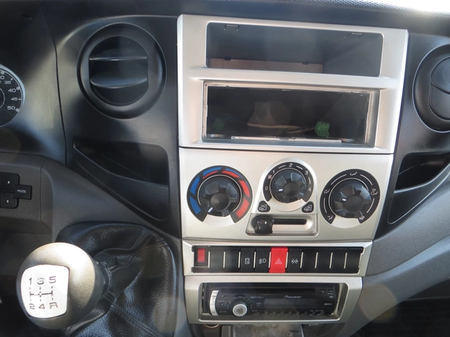 Iveco Daily 35S11 ХЛАДИЛЕН - автомобили, коли, обяви за нови и употребявани 8