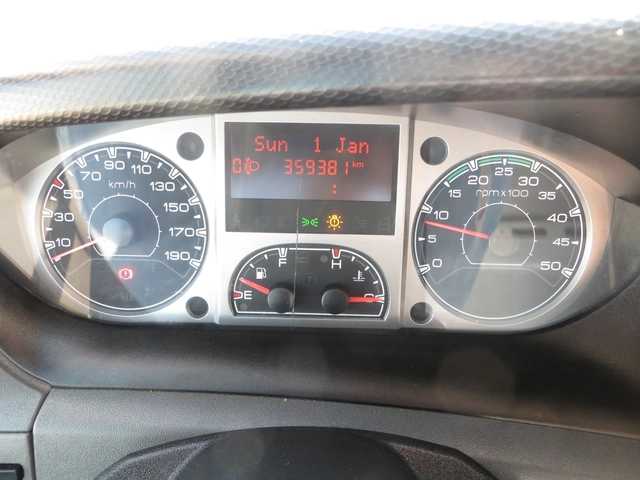 Iveco Daily 35S11 ХЛАДИЛЕН - автомобили, коли, обяви за нови и употребявани 9