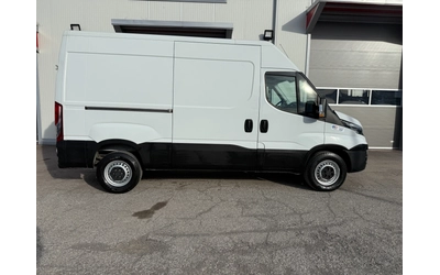 Iveco Daily 2.3 - автомобили, коли, обяви за нови и употребявани 6
