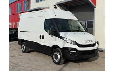 Iveco Daily 2.3 - автомобили, коли, обяви за нови и употребявани 7