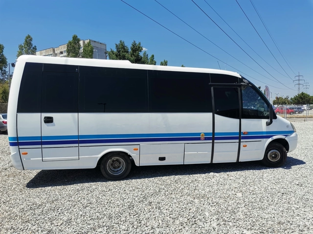 Iveco Daily WING 24+ 1 МЕСТА - автомобили, коли, обяви за нови и употребявани 4