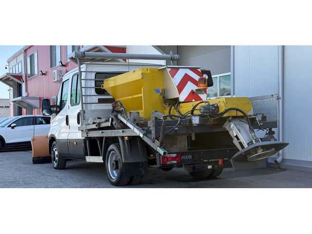 Iveco Daily Снегорин с Опесъчител 35 C 13 Категория "Б" - автомобили, коли, обяви за нови и употребявани 2
