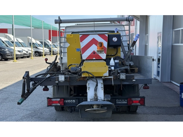 Iveco Daily Снегорин с Опесъчител 35 C 13 Категория "Б" - автомобили, коли, обяви за нови и употребявани 3