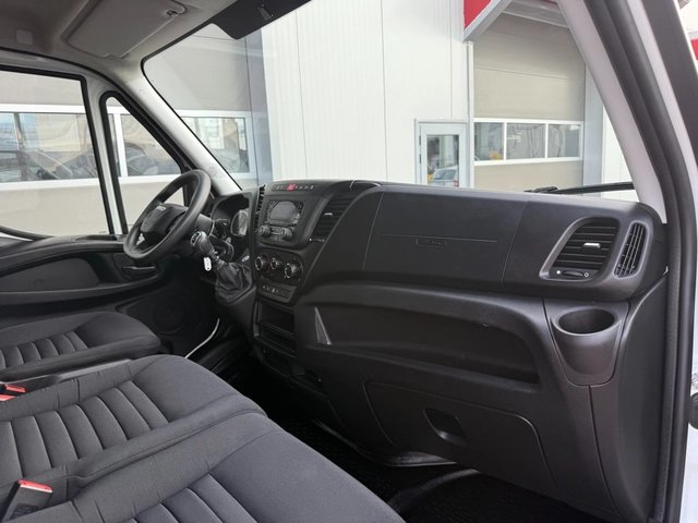Iveco Daily 35C16 - автомобили, коли, обяви за нови и употребявани 12