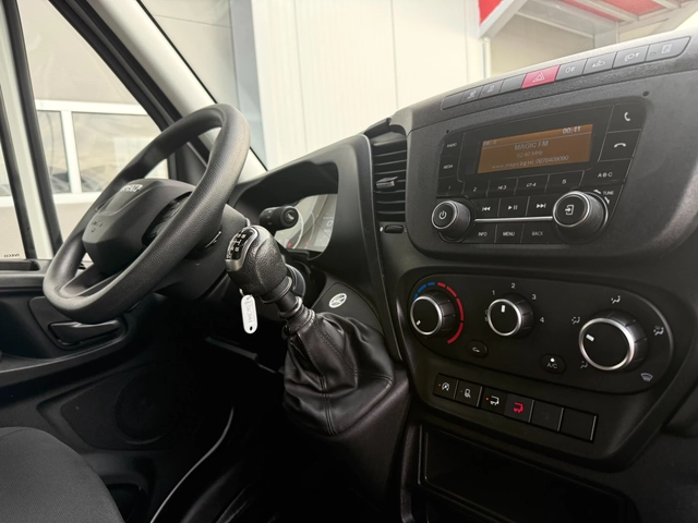 Iveco Daily 35C16 - автомобили, коли, обяви за нови и употребявани 13