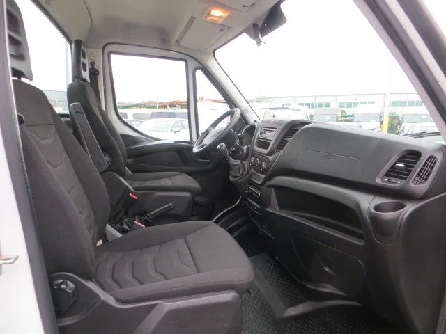 Iveco Daily 35S13 АВТОВИШКА НАЛИЧНА - автомобили, коли, обяви за нови и употребявани 16