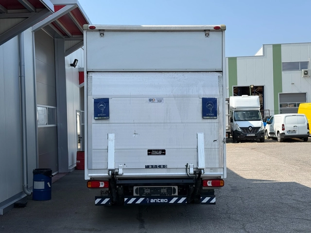 Iveco Daily 2.3 Фургон с падащ борд - автомобили, коли, обяви за нови и употребявани 2