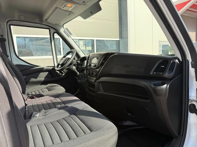 Iveco Daily 2.3 Фургон с падащ борд - автомобили, коли, обяви за нови и употребявани 10