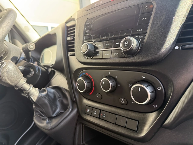 Iveco Daily 2.3 Фургон с падащ борд - автомобили, коли, обяви за нови и употребявани 12