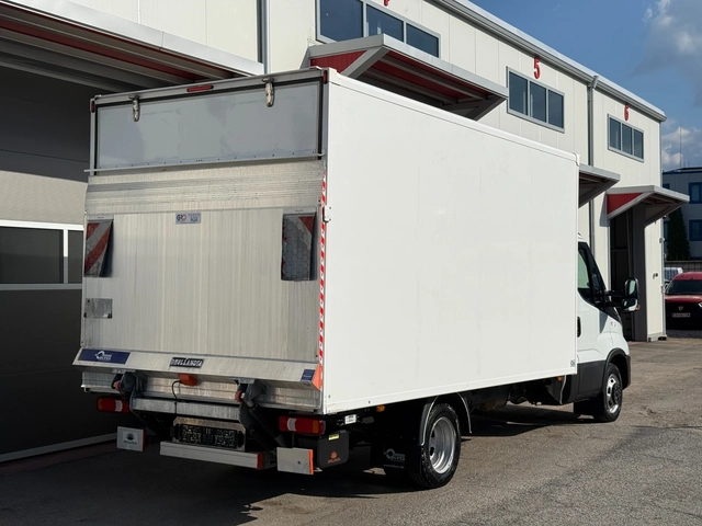 Iveco Daily 2.3 Фургон с падащ борд - автомобили, коли, обяви за нови и употребявани 3