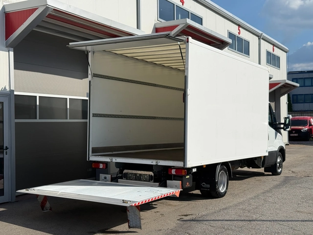 Iveco Daily 2.3 Фургон с падащ борд - автомобили, коли, обяви за нови и употребявани 5