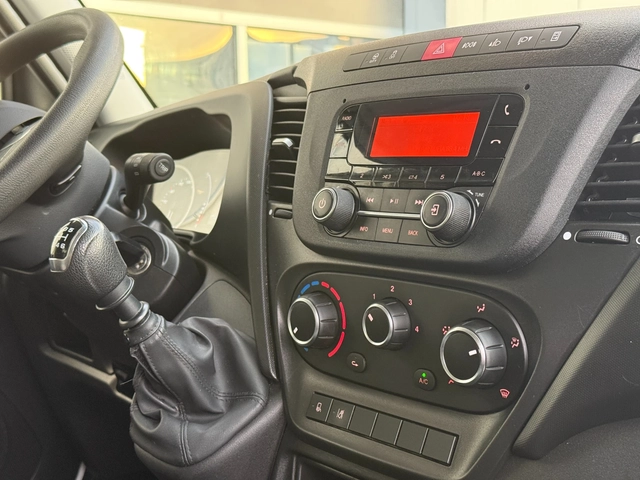 Iveco Daily N1 50C35 3.0 Хладилен + външно захранване - автомобили, коли, обяви за нови и употребявани 12