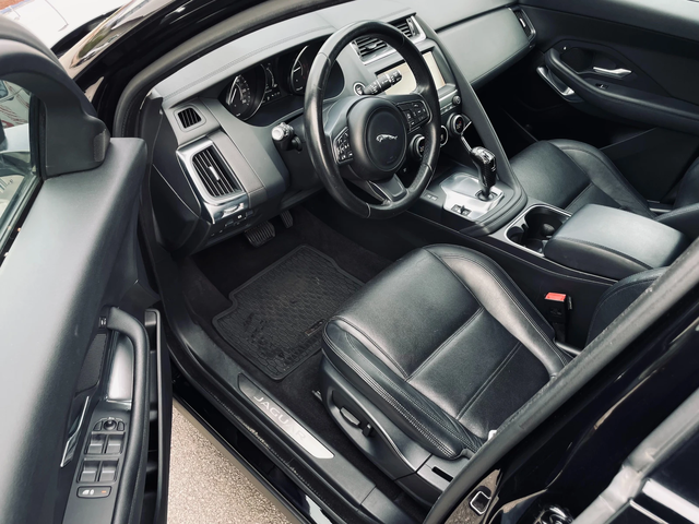 Jaguar E-pace D150/AWD/Automatic/Navi - автомобили, коли, обяви за нови и употребявани 5