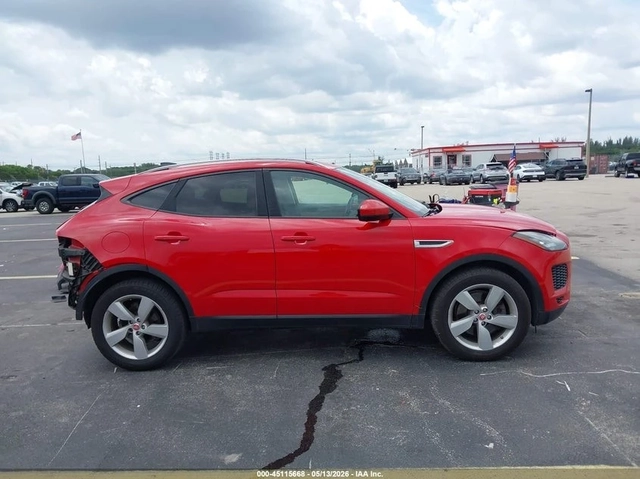 Jaguar E-pace * AWD* ПАНО* KEYLESS* Camera* ПОДГРЕВ* - автомобили, коли, обяви за нови и употребявани 12