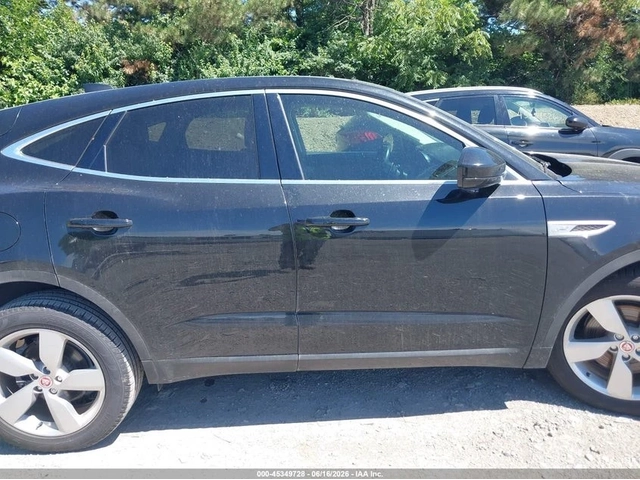 Jaguar E-pace * AWD* ПАНО* KEYLESS* Camera* ПОДГРЕВ* - автомобили, коли, обяви за нови и употребявани 7