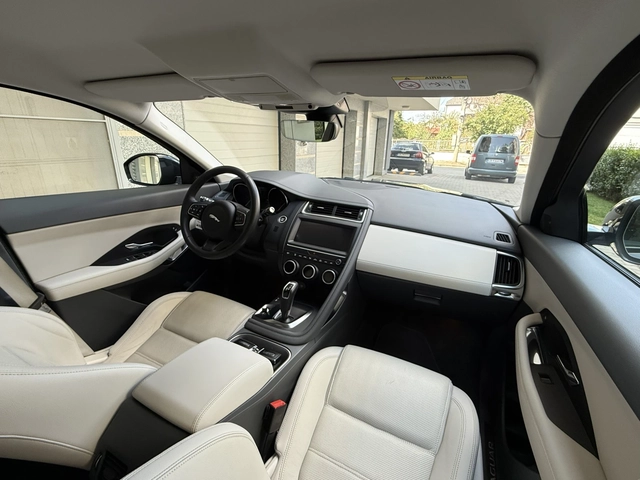 Jaguar E-pace S-2.0D-4x4-AVTOMAT-ШВЕЙЦАРИЯ!!! - автомобили, коли, обяви за нови и употребявани 11