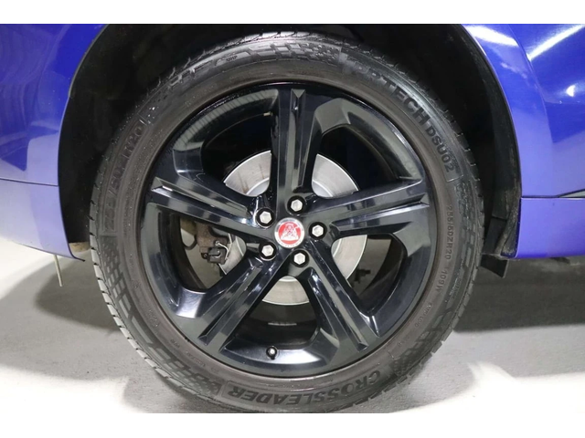 Jaguar F-PACE * First Edition * CARFAX * ЦЕНА ДО БГ - автомобили, коли, обяви за нови и употребявани 6