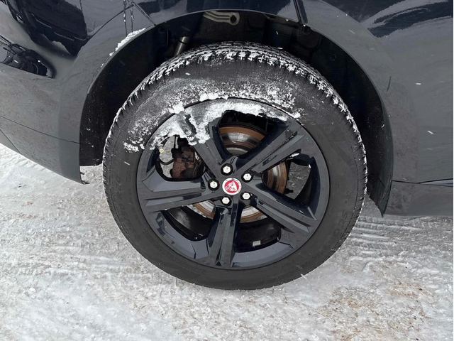 Jaguar F-PACE * R Sport * CARFAX * ЦЕНА ДО БГ - автомобили, коли, обяви за нови и употребявани 12