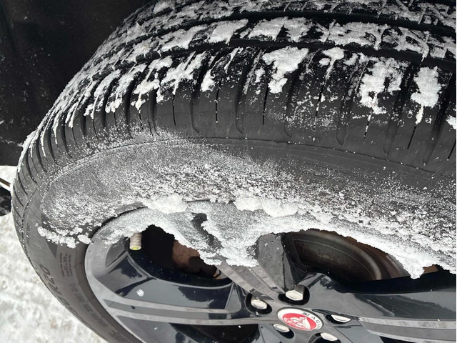 Jaguar F-PACE * R Sport * CARFAX * ЦЕНА ДО БГ - автомобили, коли, обяви за нови и употребявани 13