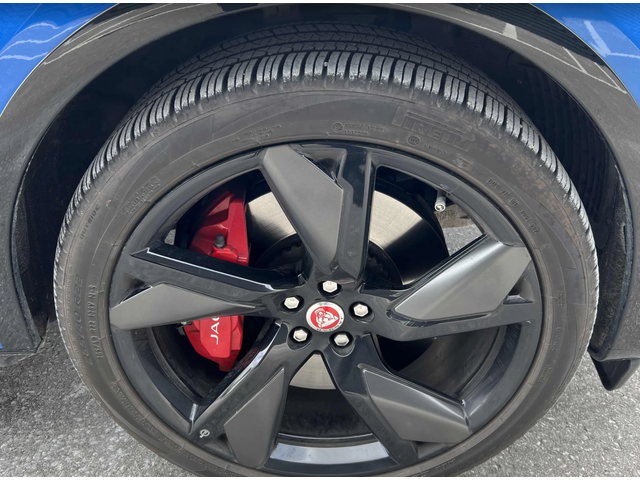 Jaguar F-PACE SVR* Auto, AWD, 5.0L 8cyl* CARFAX - автомобили, коли, обяви за нови и употребявани 6