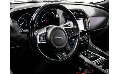 Jaguar F-PACE * S-First Edition* АвтоКредит* (ЦЕНА ДО БГ) - автомобили, коли, обяви за нови и употребявани 6