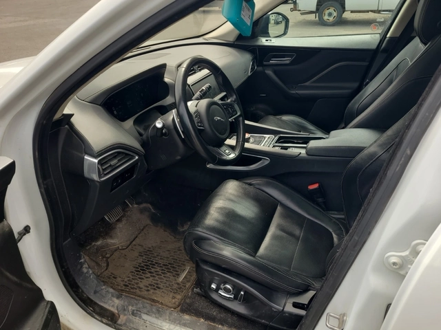 Jaguar F-PACE R-SPORT * * CARFAX * * АВТО КРЕДИТ * * - автомобили, коли, обяви за нови и употребявани 4