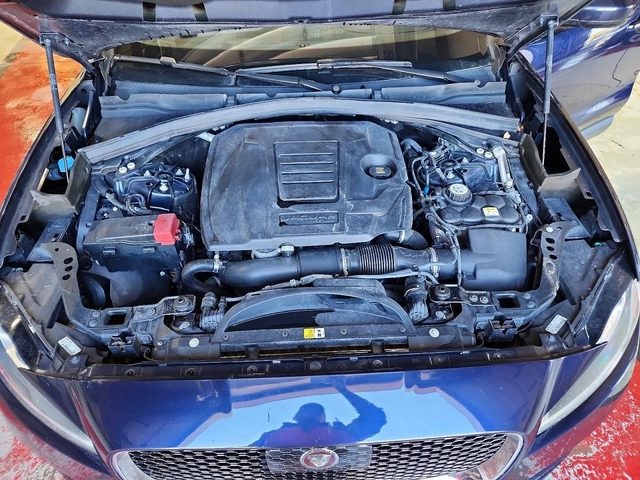 Jaguar F-PACE PREMIUM| AWD| START/STOP| КАМЕРА| ПАНО - автомобили, коли, обяви за нови и употребявани 11