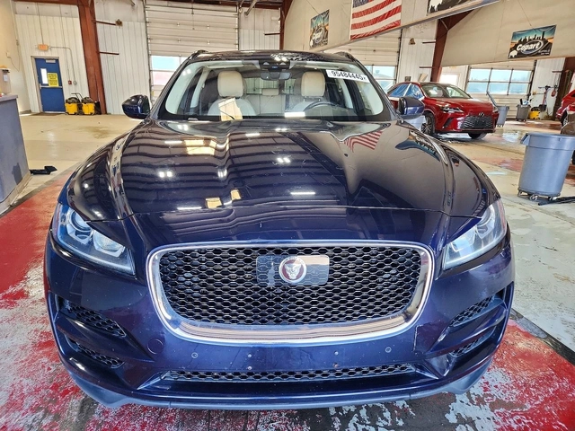 Jaguar F-PACE PREMIUM| AWD| START/STOP| КАМЕРА| ПАНО - автомобили, коли, обяви за нови и употребявани 4