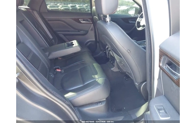 Jaguar F-PACE * Prestige* Awd* ПАНО* KEYLESS* Camera* ПОДГРЕВ* - автомобили, коли, обяви за нови и употребявани 7