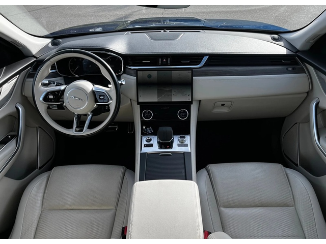 JAGUAR F-PACE F-PACE 2.0L - автомобили, коли, обяви за нови и употребявани 5