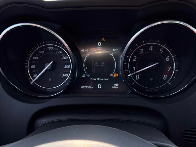 Jaguar F-Type 5.0L 8cyl AWD - автомобили, коли, обяви за нови и употребявани 7