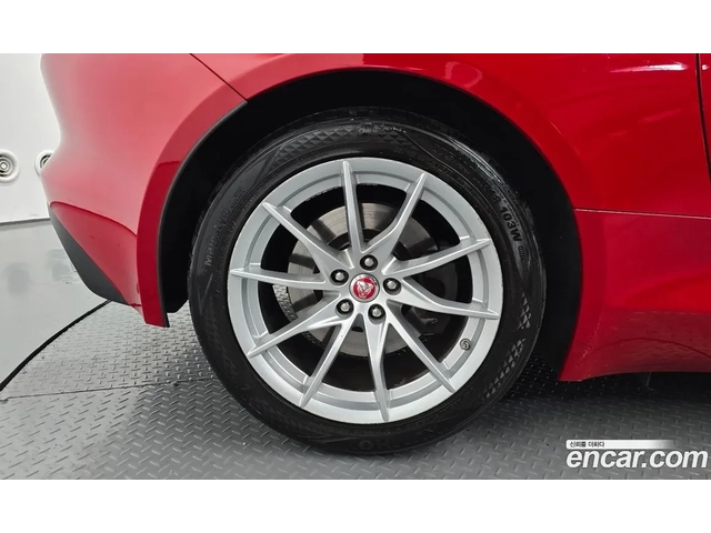 Jaguar F-type P300* MERIDIAN* DIGITAL* КАМЕРА - автомобили, коли, обяви за нови и употребявани 4