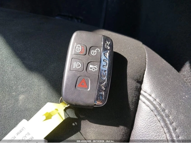 Jaguar F-Type * S/S* BRITISH DESIGN EDITIO* KEYLESS* Camera* - автомобили, коли, обяви за нови и употребявани 10