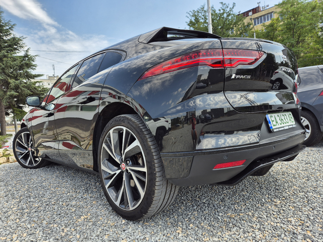 Jaguar I-Pace EV-400-ГАРАНЦИЯ-ВЪЗДУШНО ОКАЧВАНЕ - автомобили, коли, обяви за нови и употребявани 3