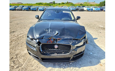 jaguar-xe-2-0l-4-rear-wheel-drive - 5