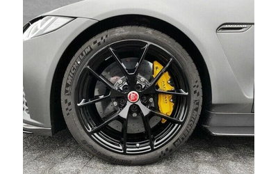 Jaguar XE SV - автомобили, коли, обяви за нови и употребявани 8