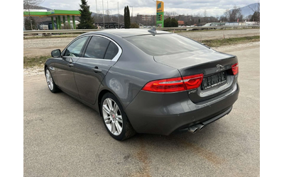 jaguar-xe - 4