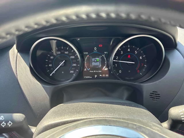 Jaguar XE | R Sport | 4X4 3.5T | + ГУМИ С ДЖАНТИ - автомобили, коли, обяви за нови и употребявани 7
