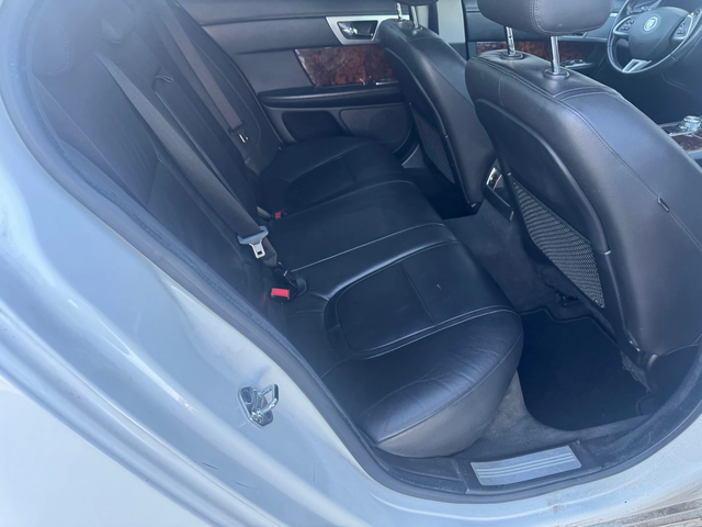 Jaguar Xf 2.2d 190ps, кожа, нави, мулти, лед, ксенон, евро5 - автомобили, коли, обяви за нови и употребявани 11